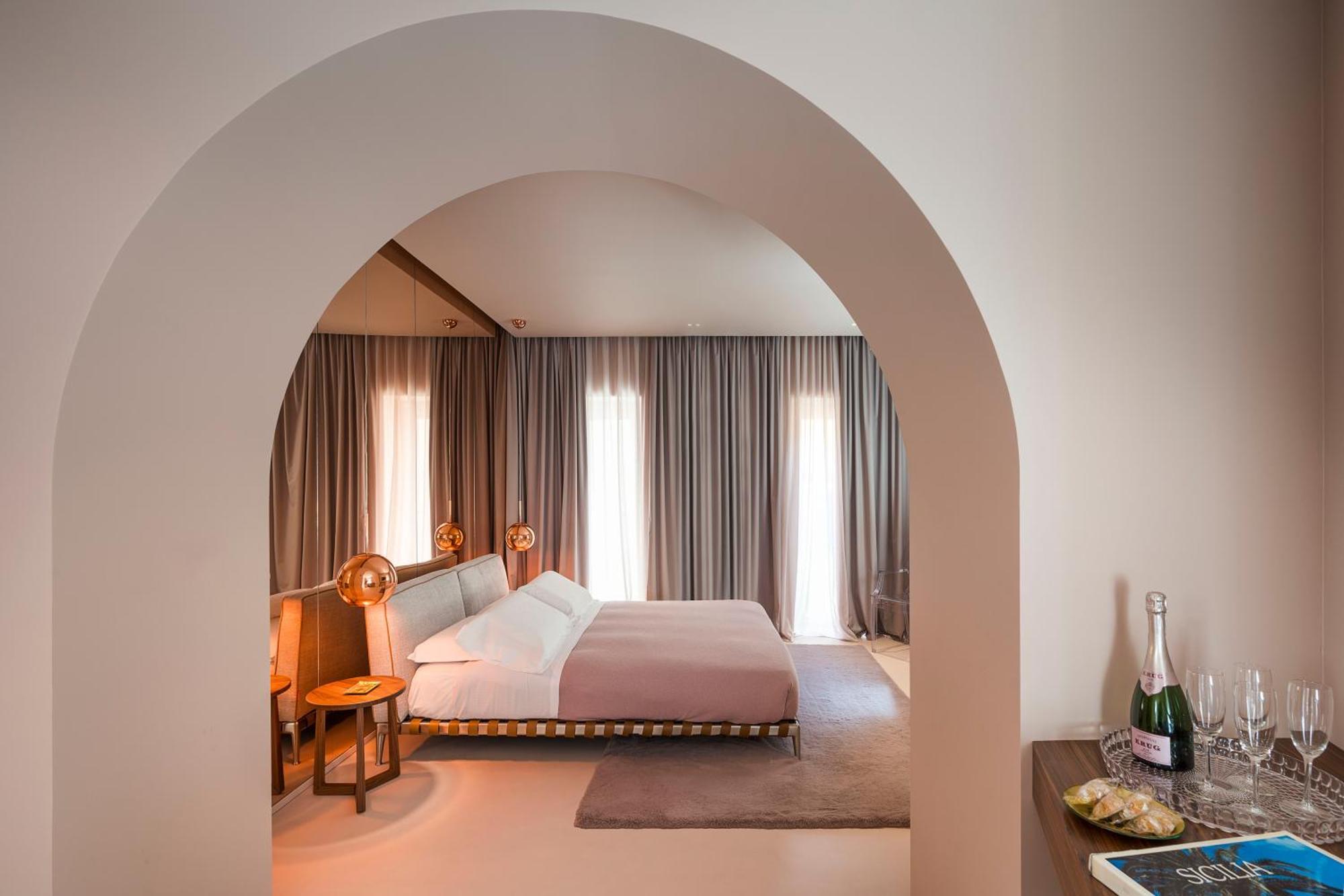 Taormina Infinity Suites Экстерьер фото