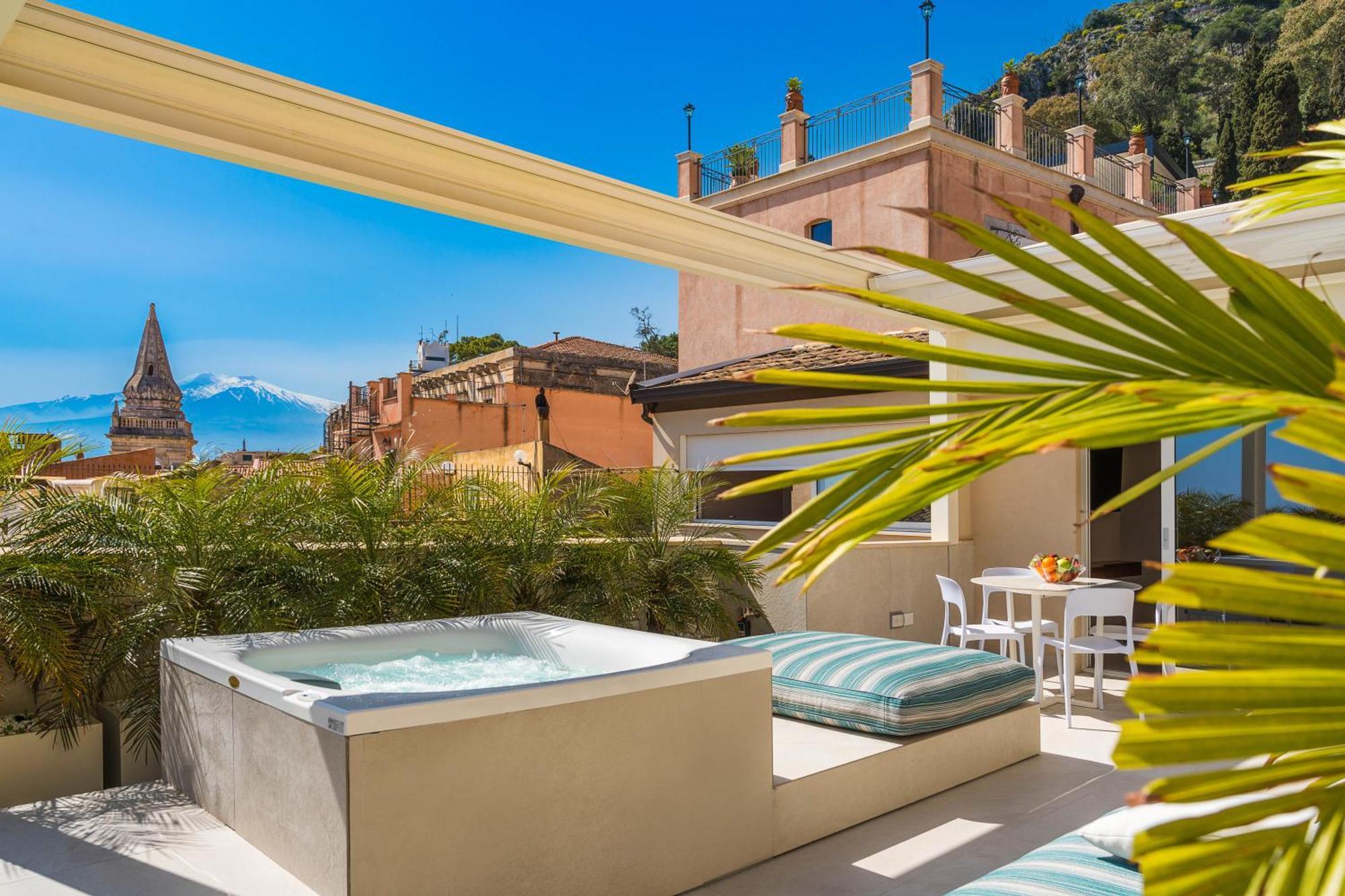 Taormina Infinity Suites Экстерьер фото